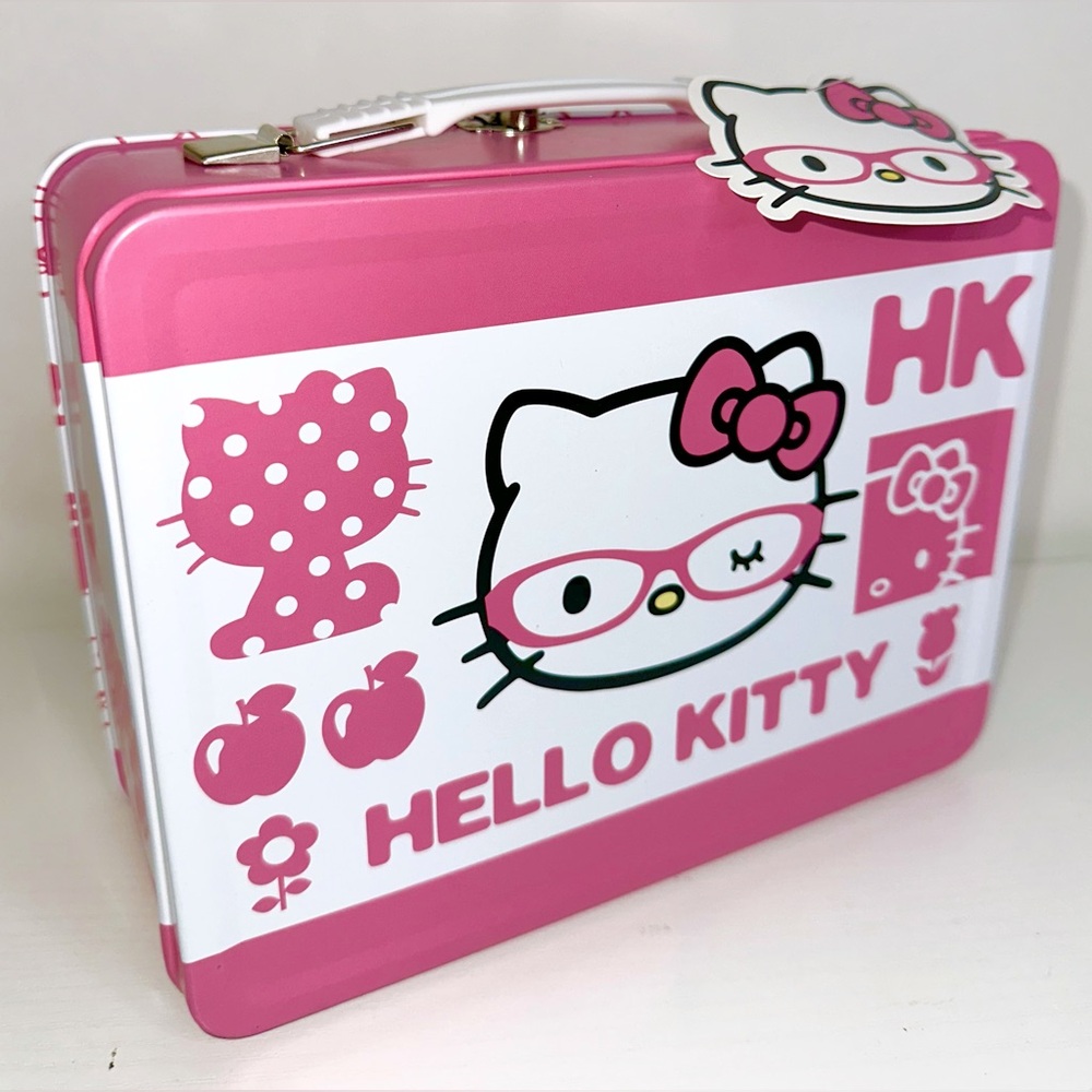 New Sanrio Hello Kitty 2010 vintage pink tin lunch box snacks glasses container